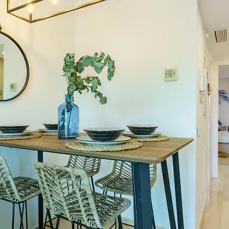 2nd Line From The , Seaviews + Parking &pool *