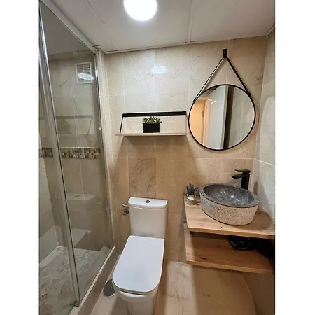 Apartment 2nd Line From The , Seaviews + Parking &pool Benalmadena
