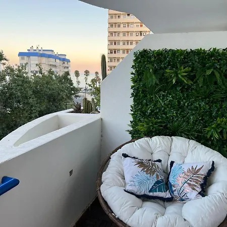 2nd Line From The , Seaviews + Parking &pool